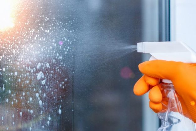 Empresa de limpieza de cristales Valencia Empresa de limpieza de cristales Valencia